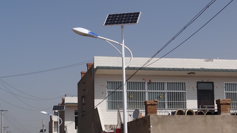 如何买路灯，参照太阳能路灯行业标准！